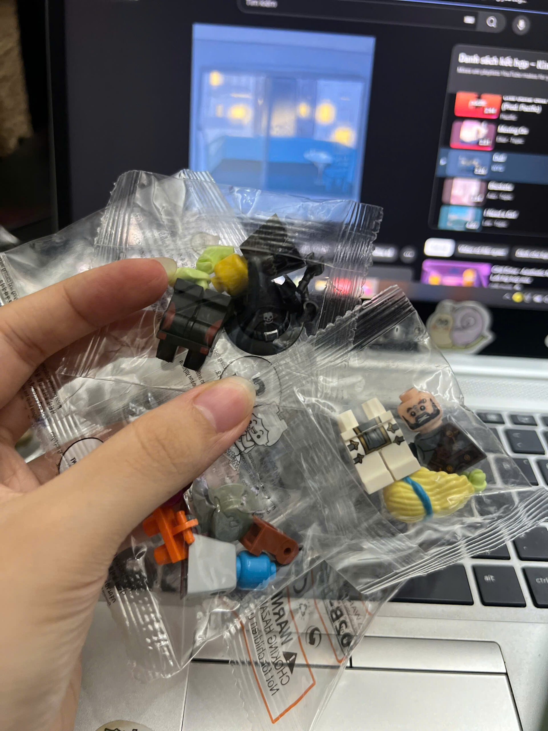 1 kí gạch lộn xộn gạch mới 100% 1 kí gạch lộn xộn gạch mới 100%