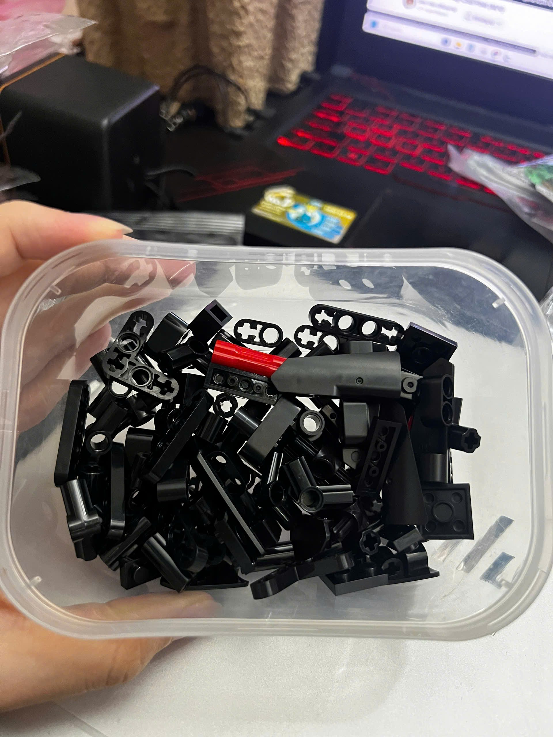 1 kí gạch lộn xộn gạch mới 100% 1 kí gạch lộn xộn gạch mới 100%