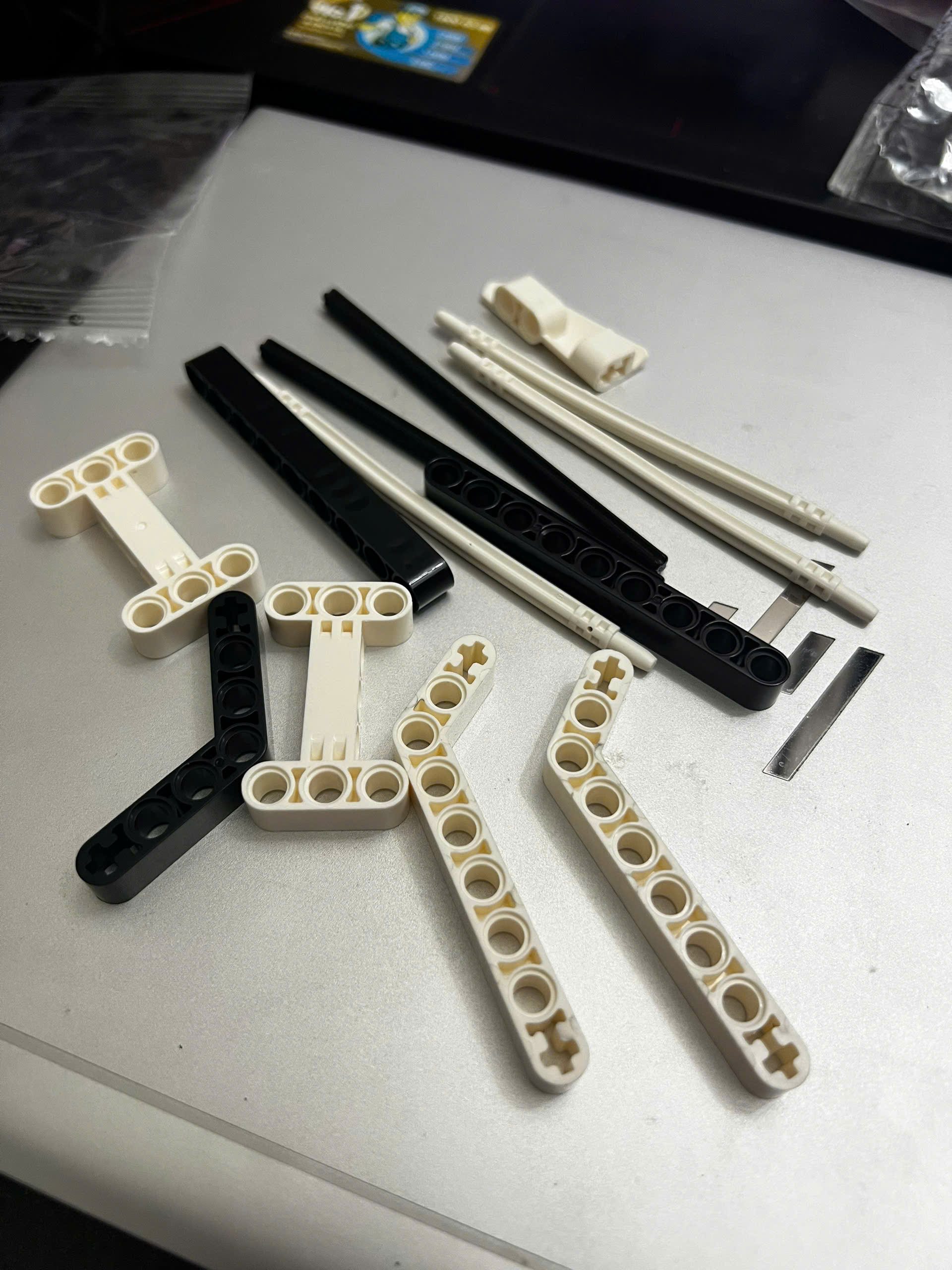 1 kí gạch lộn xộn gạch mới 100% 1 kí gạch lộn xộn gạch mới 100%