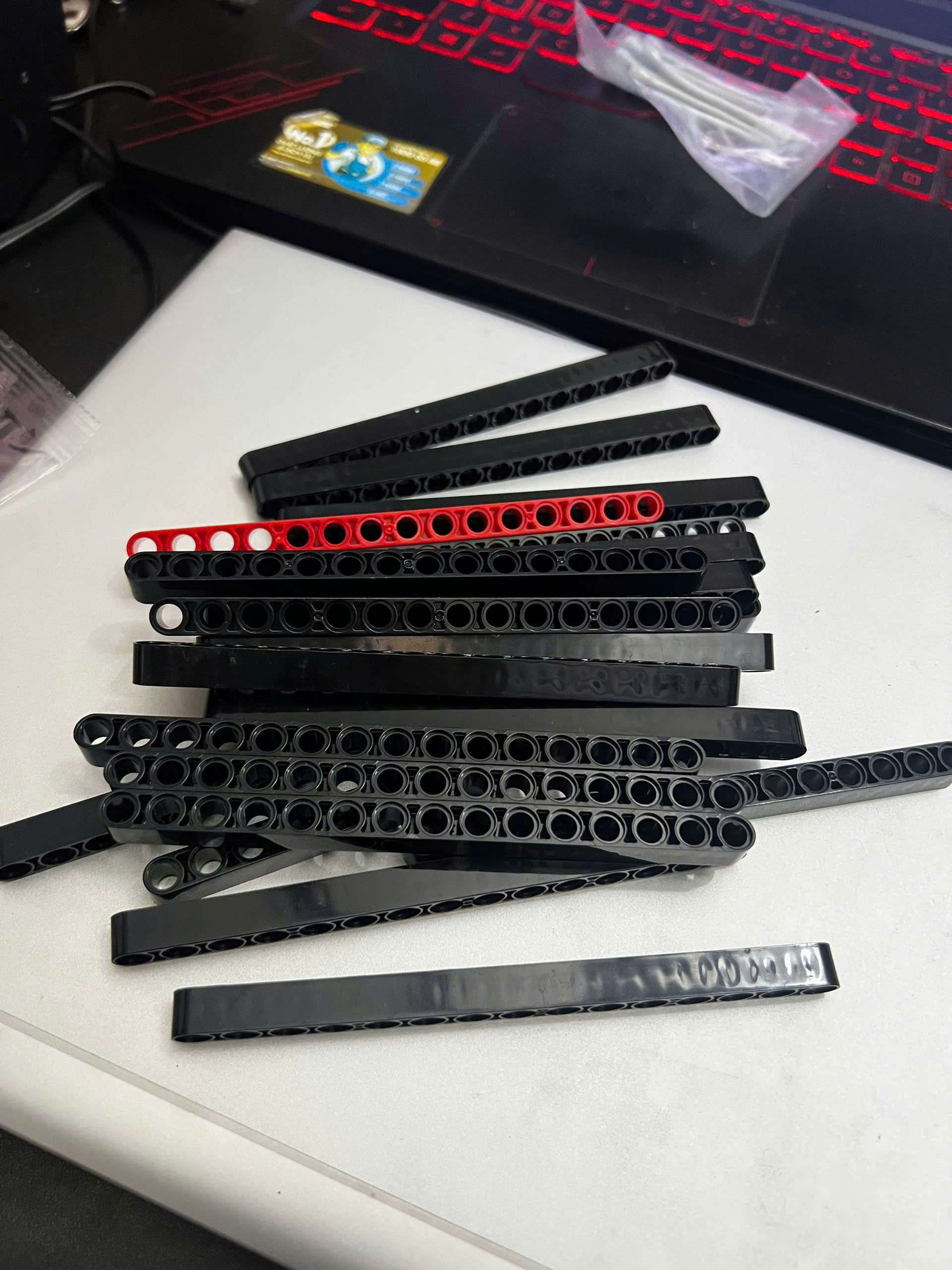 1 kí gạch lộn xộn gạch mới 100% 1 kí gạch lộn xộn gạch mới 100%